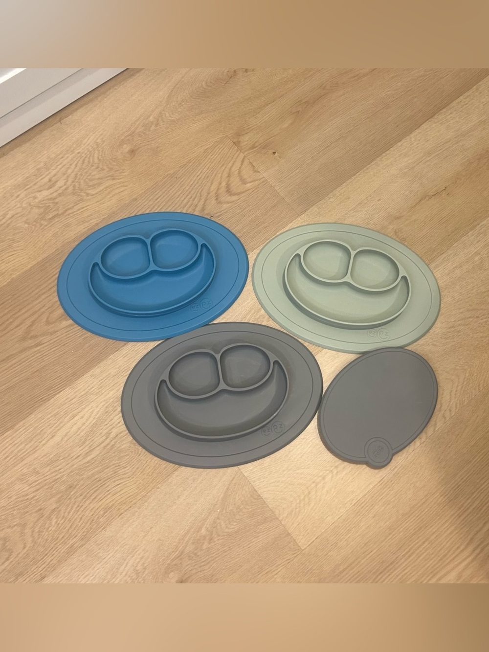 Ezpz Mini Mats and Cover